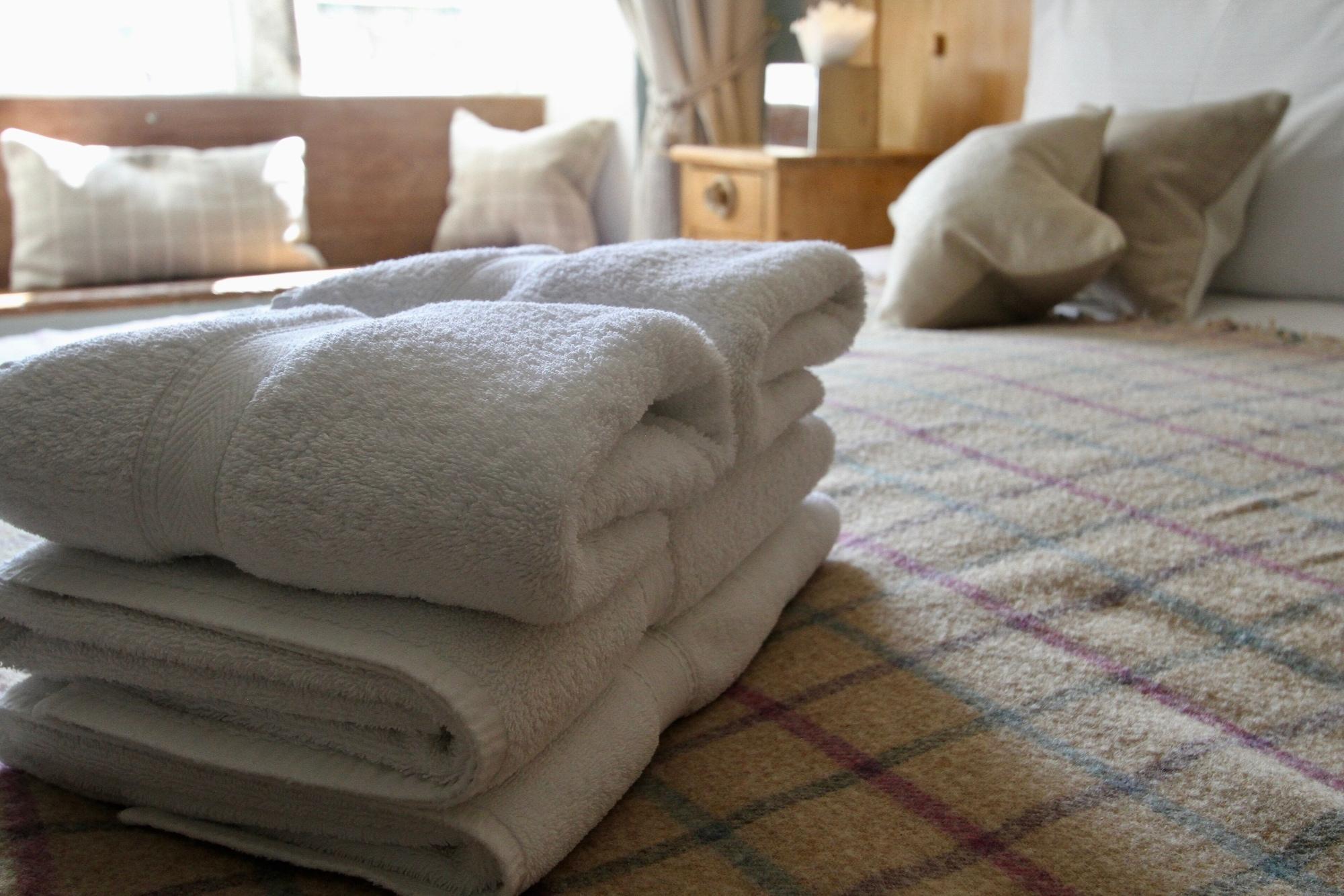 Ashfield House Hotel Grassington Exterior photo A futon