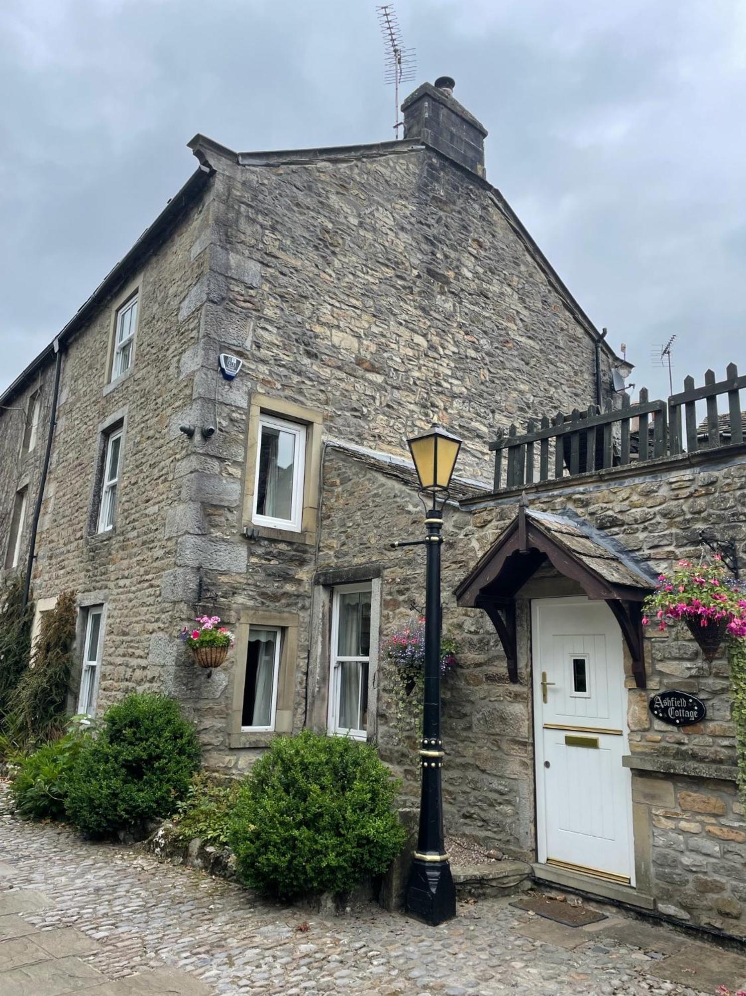 Ashfield House Hotel Grassington Room photo The old school house